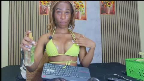 Snapshot of savory_pussy18 chatting on 07/28/26, 03:21 savory_pussy18 online show from 07/28/26, 03:21