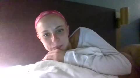 SavvySavage online show from 12/19/25, 02:07