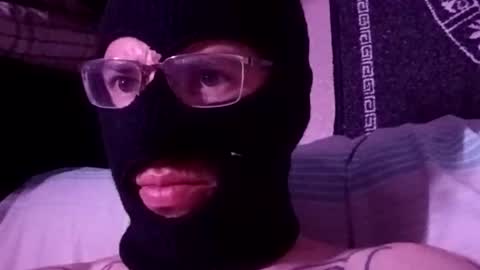 savyloko online show from 11/19/25, 09:20