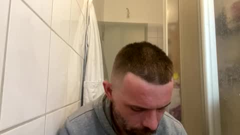 Snapshot of sawa08051989 chatting on 10/10/25, 06:34 chamomile online show from 10/10/25, 06:34