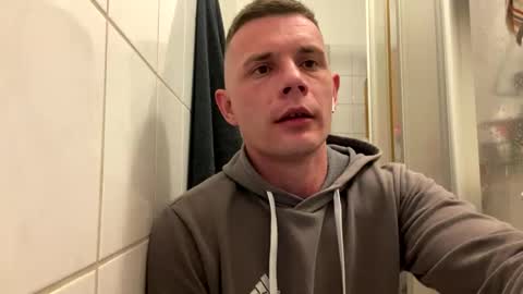 Snapshot of sawa08051989 chatting on 04/12/26, 01:54 chamomile online show from 04/12/26, 01:54