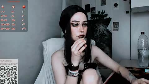 pronoun she. name Mary. age 21. online show from 09/10/25, 12:43