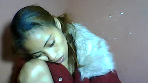 Snapshot of sayaah01 chatting on 07/06/26, 03:36 sayaah01 online show from 07/06/26, 03:36