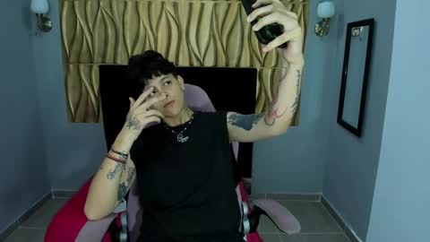 Snapshot of sayd_23 chatting on 01/25/25, 12:17 sayd_23 online show from 01/25/25, 12:17