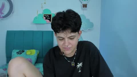 Snapshot of sayd_23 chatting on 02/27/25, 12:10 sayd_23 online show from 02/27/25, 12:10