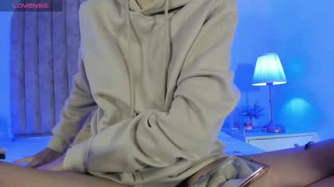 Snapshot of saylilith chatting on 01/19/25, 01:55 Say Lilith Monday to Saturday 700am to 140pm Colombian time online show from 01/19/25, 01:55