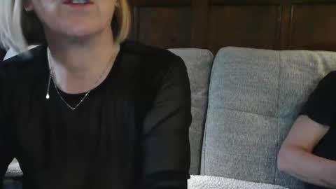 SB Couple online show from 11/23/25, 02:50