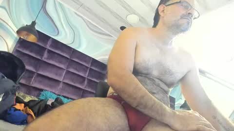Snapshot of sbastone_muscle chatting on 12/20/24, 05:40 sebastian muscleman daddy the better latin lover online show from 12/20/24, 05:40