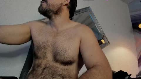 Snapshot of sbastone_muscle chatting on 10/04/25, 01:20 sebastian muscleman daddy the better latin lover online show from 10/04/25, 01:20