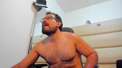 sebastian   muscleman  daddy   the better  latin  lover   online show from 11/21/25, 12:04