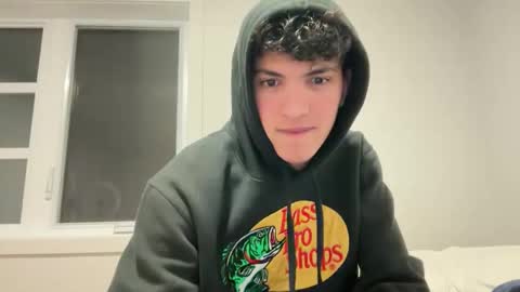 Snapshot of sbouchikh03 chatting on 01/09/26, 12:35 sbouchikh03 online show from 01/09/26, 12:35