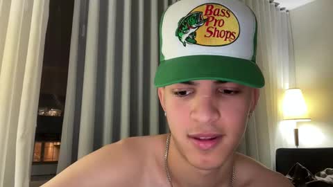 Snapshot of sbouchikh03 chatting on 01/18/26, 01:09 sbouchikh03 online show from 01/18/26, 01:09