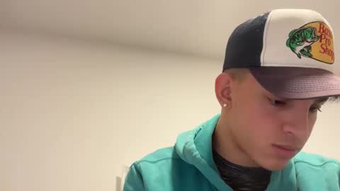 Snapshot of sbouchikh03 chatting on 01/19/26, 07:23 sbouchikh03 online show from 01/19/26, 07:23