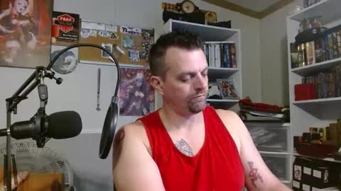 Snapshot of scarecrow2wm chatting on 10/26/25, 09:42 Kent Clark online show from 10/26/25, 09:42