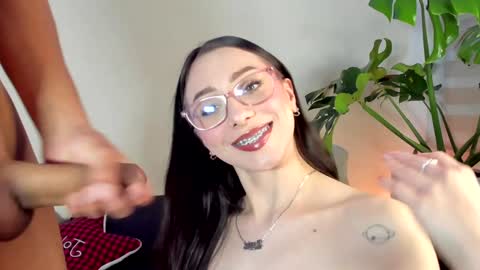 Snapshot of scarett_jackson chatting on 01/06/25, 01:53 Scarett Jackson online show from 01/06/25, 01:53