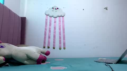 scarle222421 online show from 12/04/24, 10:08