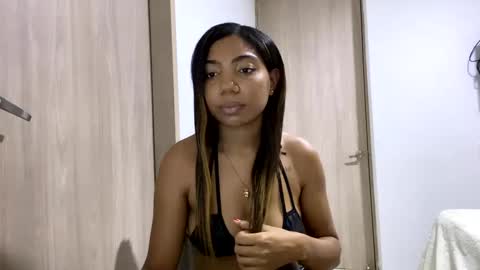 scarle222421 online show from 12/05/24, 08:11