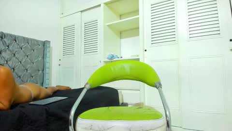 scarle222421 online show from 01/12/26, 08:14