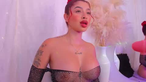 scarleett jones online show from 11/27/25, 09:39