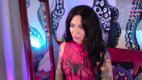 Snapshot of scarlet__perverted chatting on 09/14/25, 10:25 Explicit Content online show from 09/14/25, 10:25