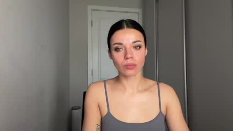 Sophie online show from 04/21/26, 07:03