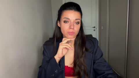 Sophie online show from 05/14/26, 07:37