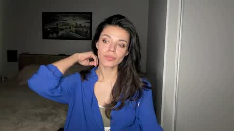 Sophie online show from 05/26/26, 07:37
