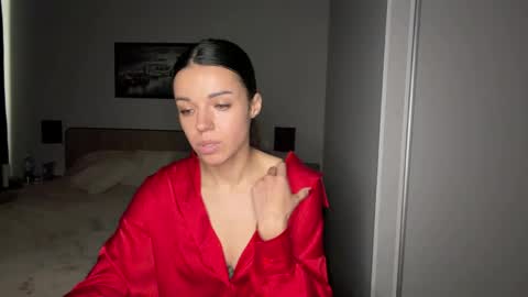 Sophie online show from 05/29/26, 08:23