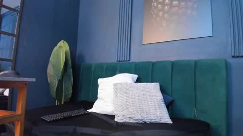 Scarlet Edwars online show from 04/05/26, 12:13