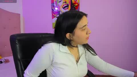 Snapshot of scarlet_hans chatting on 06/18/26, 11:58 scarlet_hans online show from 06/18/26, 11:58