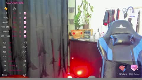 scarlet taylor kennedy online show from 01/26/25, 12:26