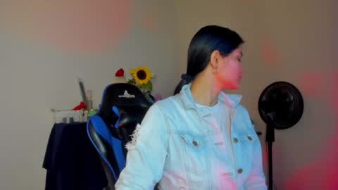 Snapshot of scarlet_kennedy98 chatting on 02/16/26, 06:26 scarlet taylor kennedy online show from 02/16/26, 06:26