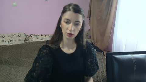 Scarlet online show from 05/15/26, 07:37
