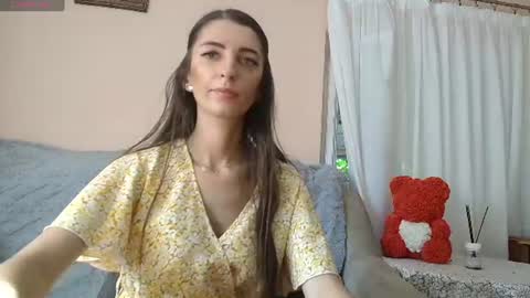 Scarlet online show from 07/14/26, 03:40