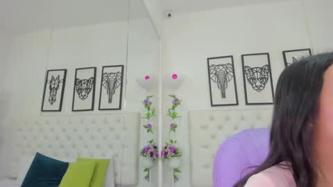 Isa online show from 12/11/24, 10:58