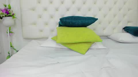 Isa online show from 01/21/25, 01:32