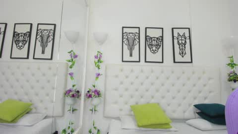 Isa online show from 01/23/25, 10:43