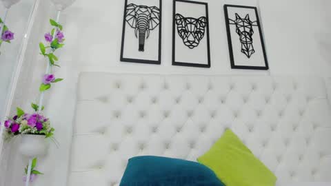 Isa online show from 01/25/25, 05:08