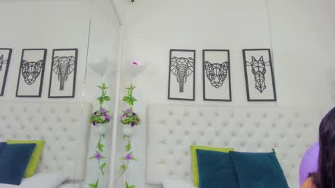 Isa online show from 02/28/25, 10:30