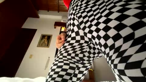 scarlet whisper online show from 03/18/26, 08:34