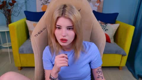 scarletblackwood online show from 04/08/26, 05:18