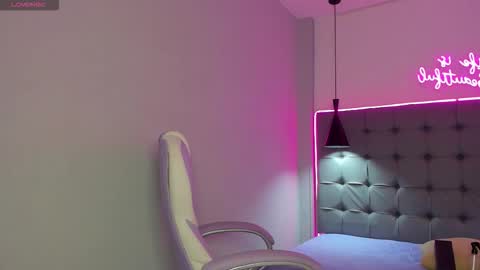 scarlet online show from 02/10/26, 03:21