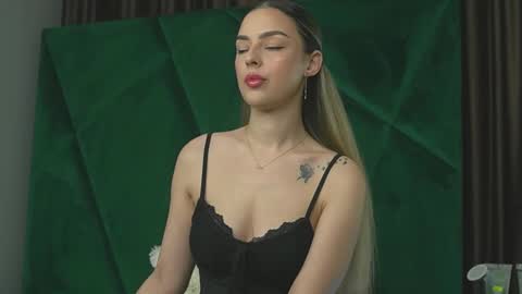 Scarlet online show from 10/28/25, 10:45