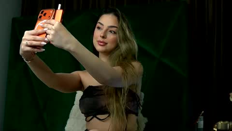 Scarlet online show from 03/05/26, 11:56