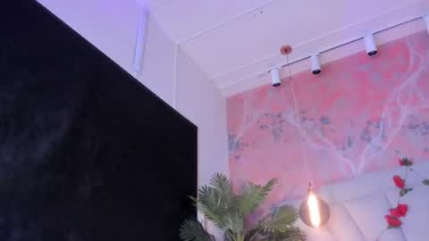 Snapshot of scarletdavis_ chatting on 06/27/26, 12:10 Scarlet Dayana online show from 06/27/26, 12:10