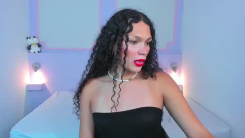 Scarlet Dream online show from 03/09/25, 11:03