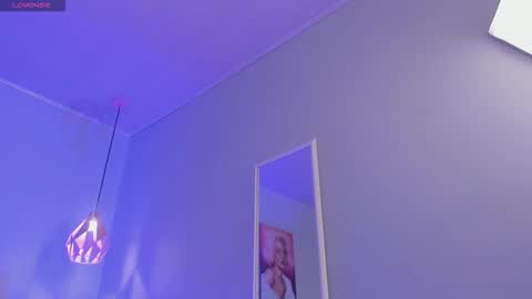 Scarlet  online show from 01/08/26, 05:43