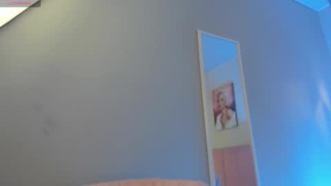 Scarlet  online show from 02/21/26, 06:36