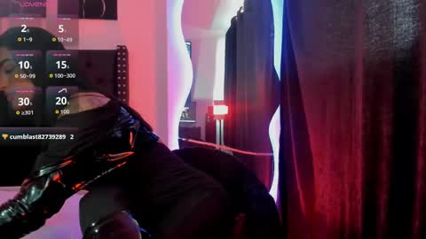 scarleth061 online show from 09/11/25, 09:26