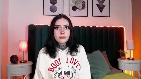 Scarleth online show from 05/22/26, 11:21